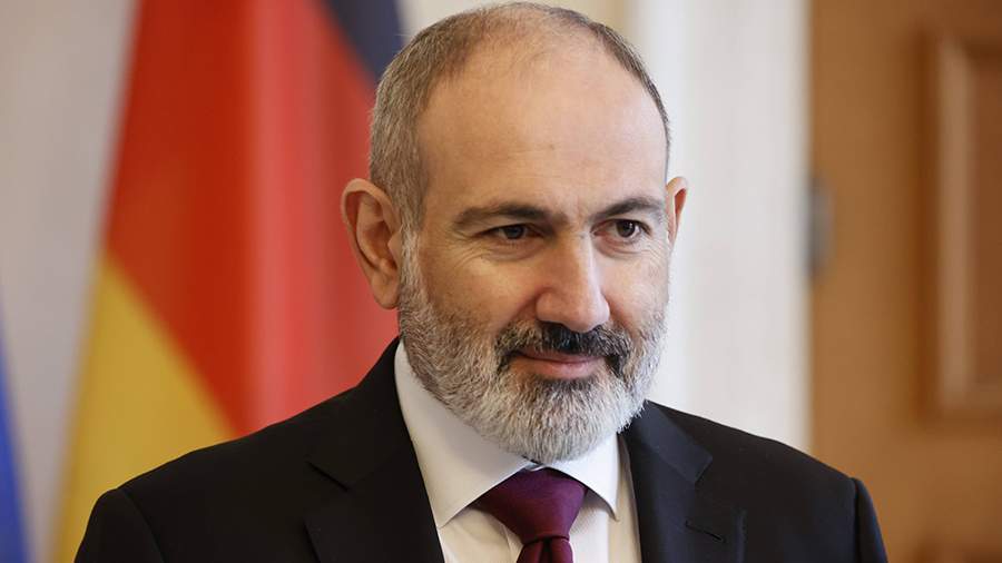 Пашинян призвал готовиться к изгнанию главы Армянской церкви из его резиденции